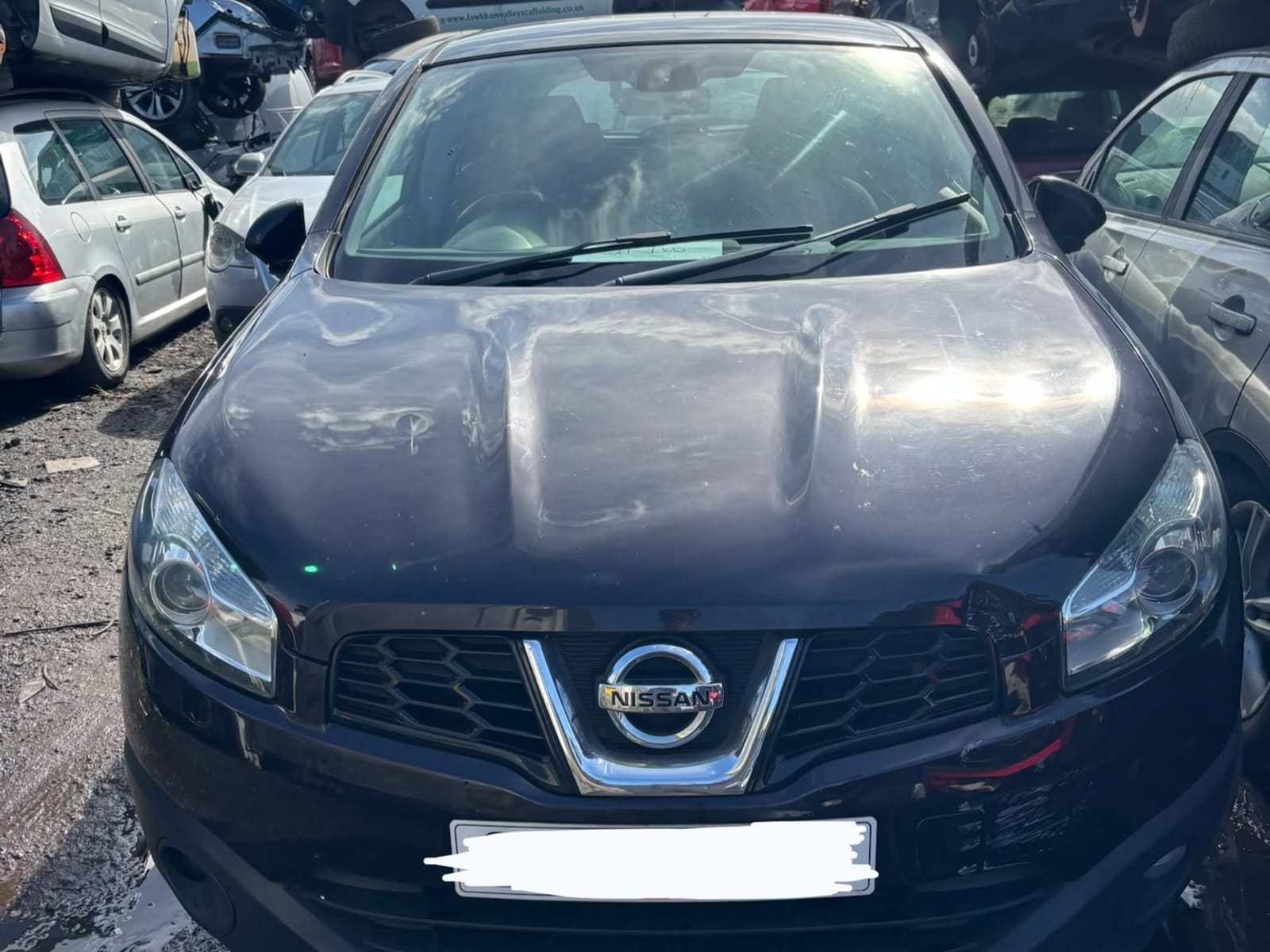 Nissan Qashqai being broken for parts at Allparts Rochdale