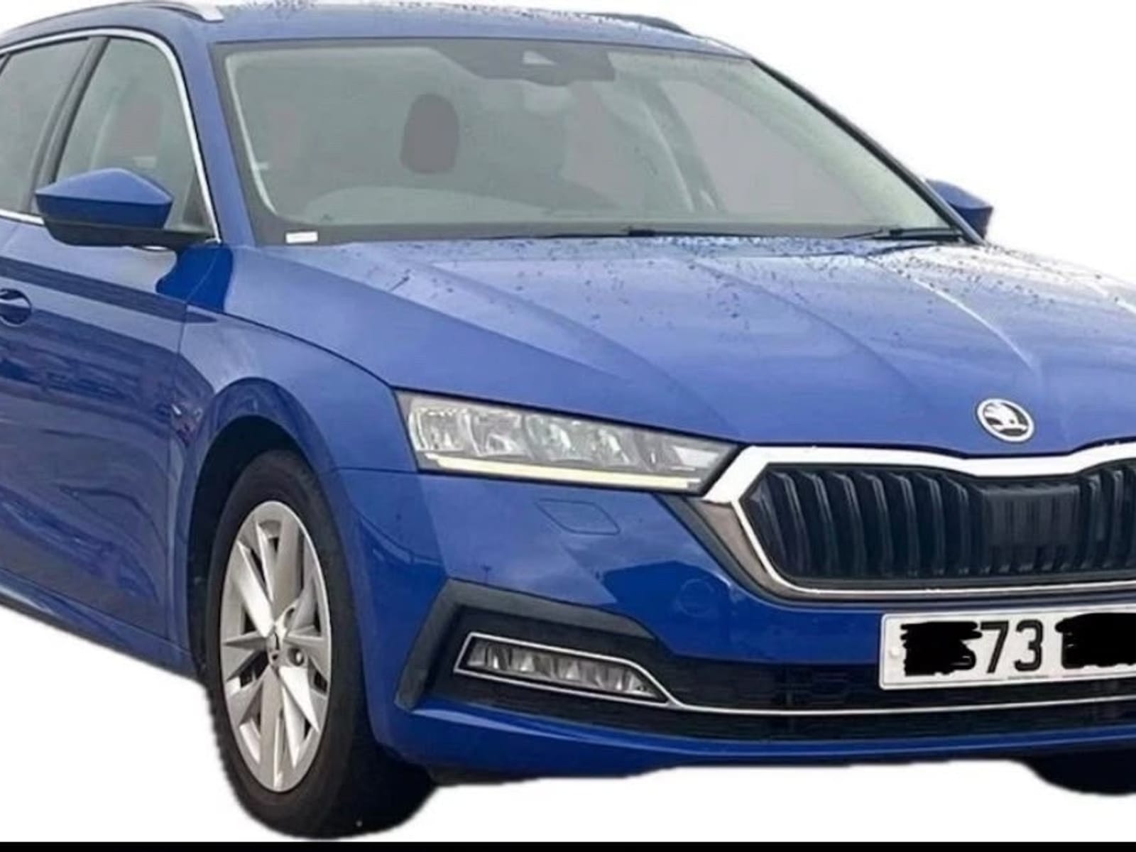 Skoda Octavia Estate being broken for parts at Allparts Rochdale